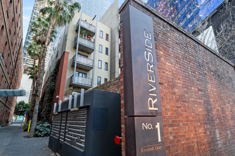 Exterior, Riverside 2-bed Apartment With Balcony & Parking, Melbourne