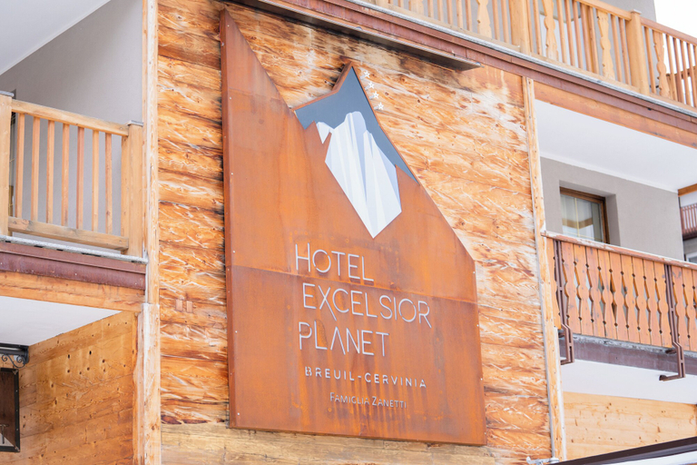 Exterior & Views 2, Hotel Excelsior Planet, Aosta