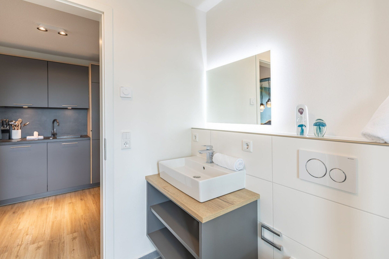 Bathroom 5, Luxusfewo auf Nordstrand am Meer, Nordfriesland