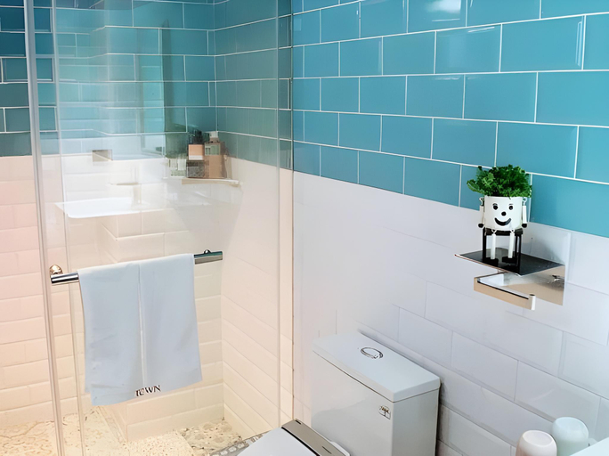 Bathroom 5, Journey Town Inn - Nanjing Branch I, Taipei City