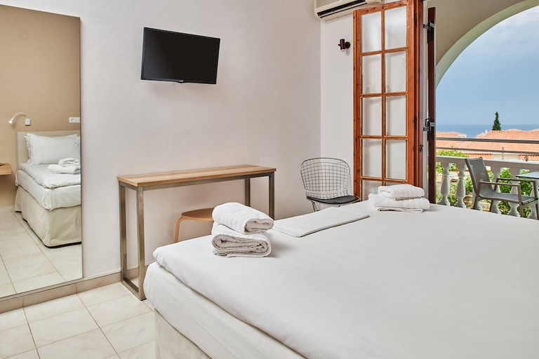 Bedroom 3, Ionian Aura, Ionian Islands
