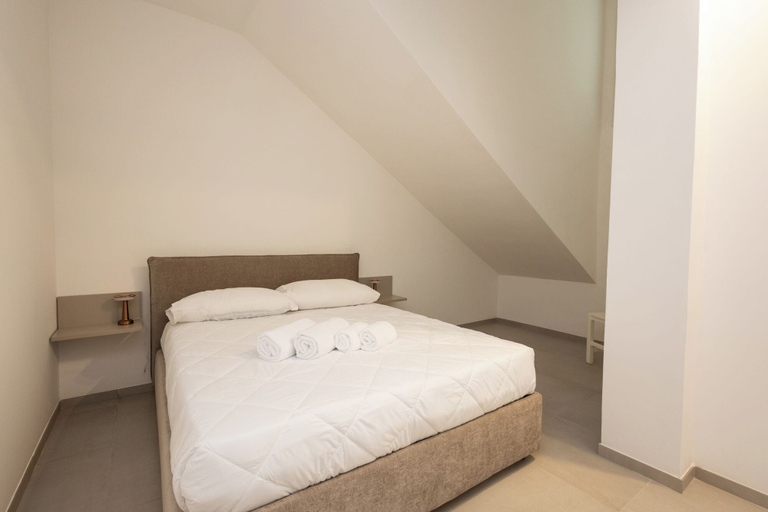 Room 4, Dara Holiday Apartment, Trapani