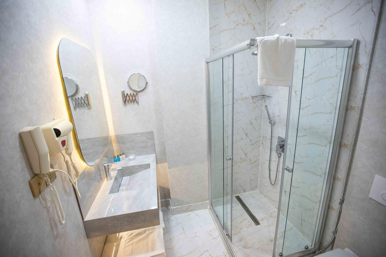 Bathroom 4, Teatro Boutique Hotel, Baku