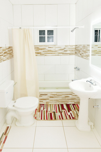 Bathroom 3, Chantal House Sleeps 8 With Garden