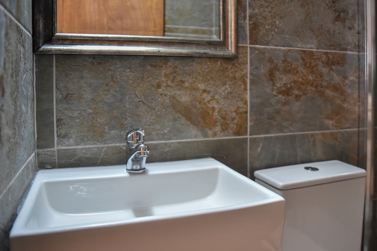 Bathroom 3, Iraklis Apartments, Crete