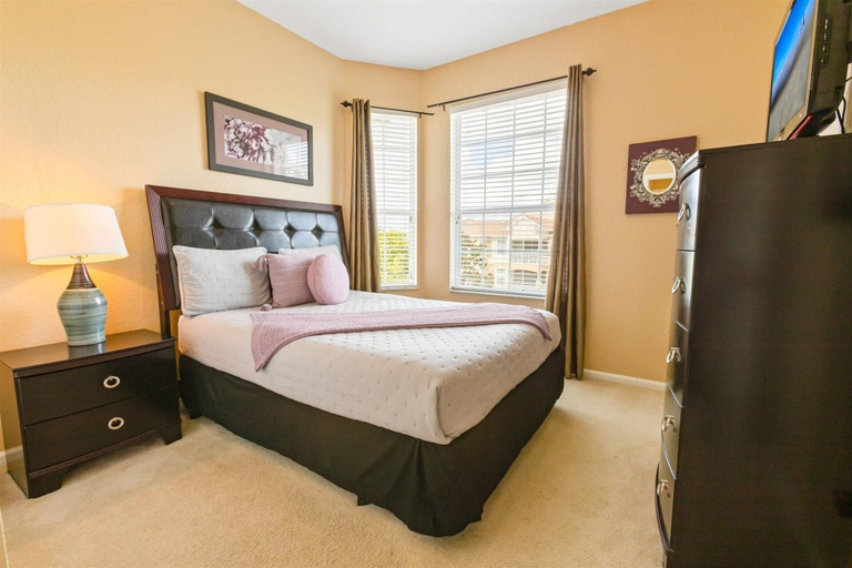 Room 3, Windsor Hills Resort 3 Bedroom 4th Floor Condo with Resort Access 3 Condo, Osceola