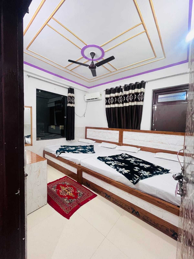 Room 3, New khandelwal Guest House, Sikar