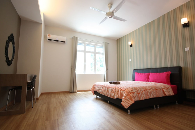 Bedroom 2, Shamrock Beach Villas 9, Penang Island