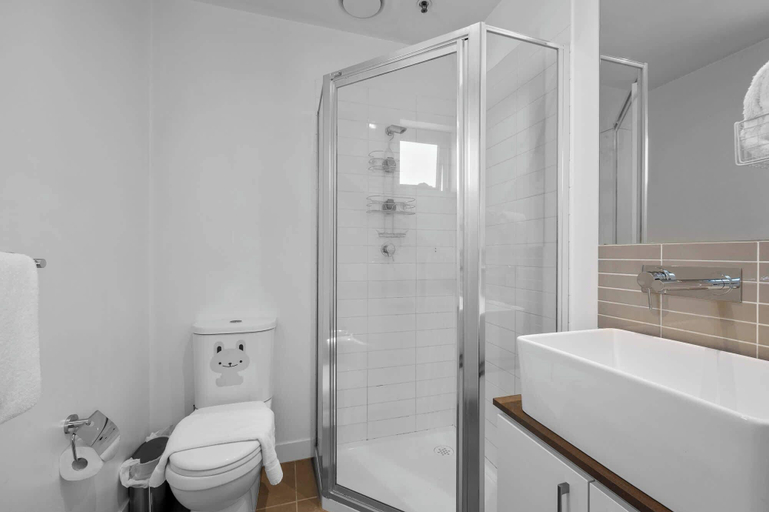 Interior 3, A Spacious 2BR Apt Near Melbourne Central, Melbourne