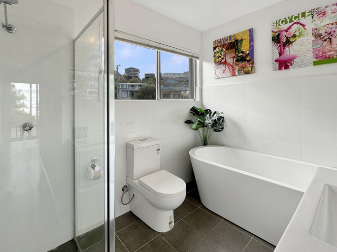 Bathroom 3, Oceanfront 4-bed Haven With BBQ & Alfresco Dining, Eurobodalla