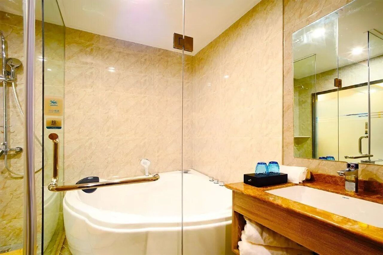 Bathroom, Vx Changzhou Jintan District Red Star Macalline Ho, Changzhou