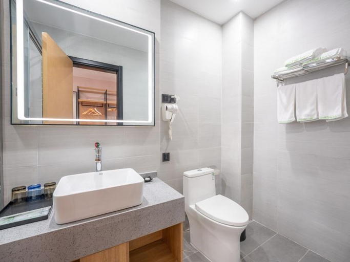 Bathroom 4, Greentree Inn Weifang Zhucheng Longyuan Shangcheng, Weifang