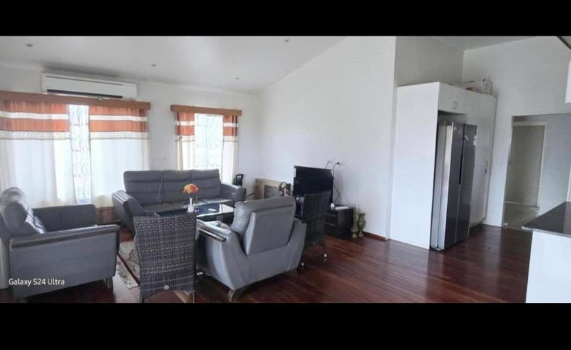 Living area, Bulla Villas & Suites, Ba