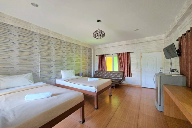 Others 2, SK Hotel Phitsanulok, Muang Phitsanulok