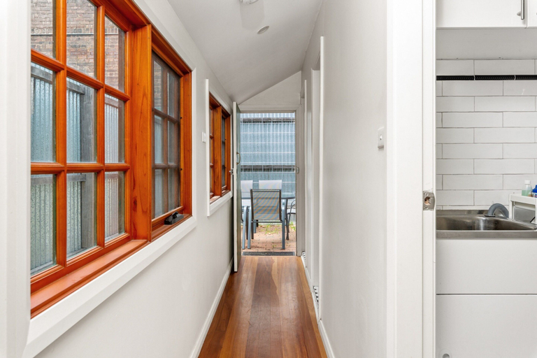 Interior 3, Quaint 3-bed Heritage Home in the Heart of Sydney, Sydney