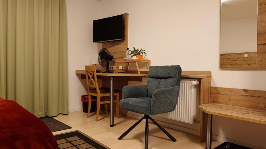Bedroom, 'Schlabecks - Frankischer Hof', Bayreuth