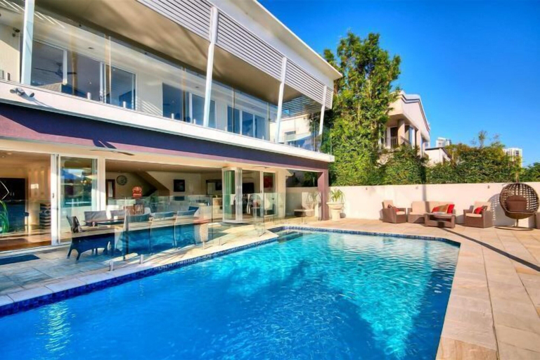 Sport & Beauty 5, Surfers Paradise Escape (Heated Pool), Gold Coast