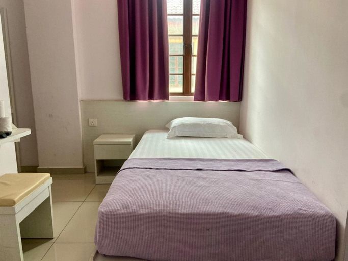 Bedroom 3, Lavender Riverside Hotel, Malacca City