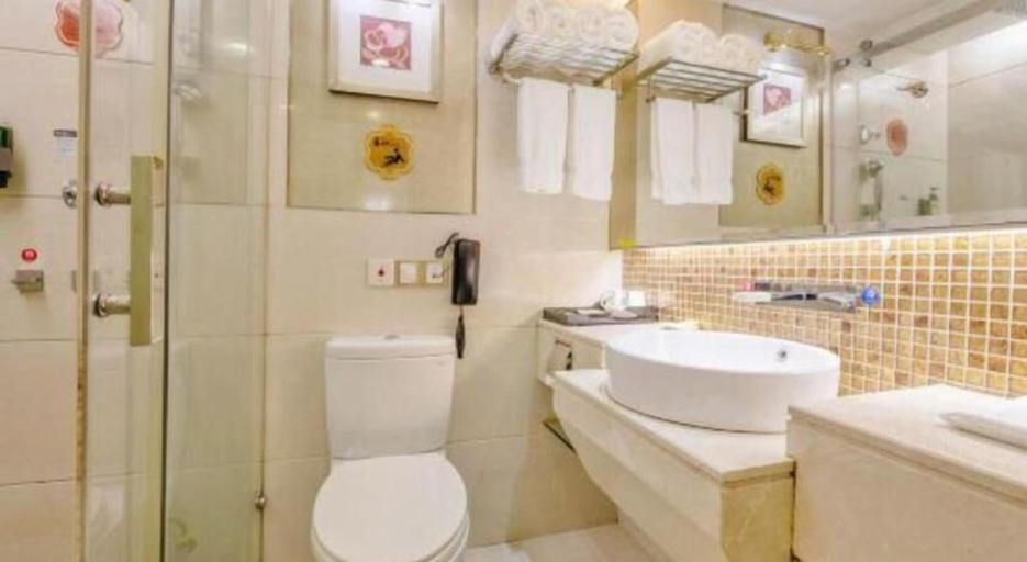 Bathroom 4, Ambassador Hotel Shenzhen, Shenzhen