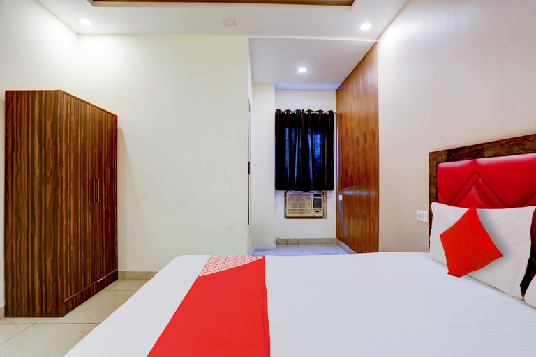 Bedroom 3, Hotel O Elibrista, Meerut