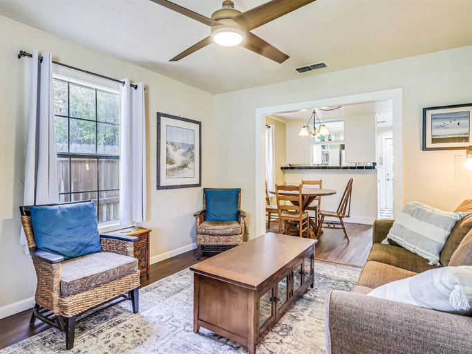 Living area 3, Rockport Bungalow 4 Bedroom Home, Aransas