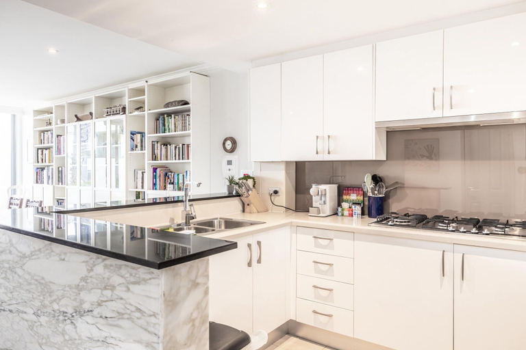 Others 5, Gorgeous 2-bed Unit Near Riverside Parks, Sydney