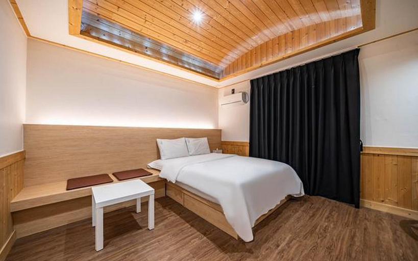 Bedroom 4, Changwon Bukmyeon Athene, Changnyeong