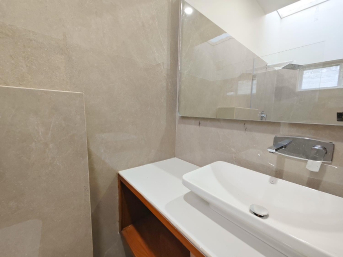 Bathroom 3, Ibex Resorts, Kotagiri, The Nilgiris
