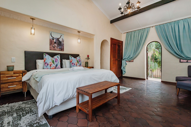 Bedroom 4, Airport Tower Lodge, Ekurhuleni