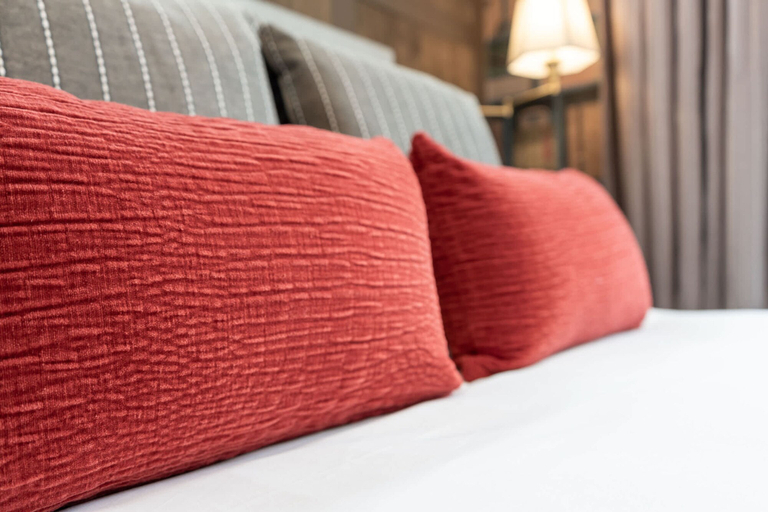 Room 2, Luxe Group Stay With Hot Tub Rooftop Lounge, Davidson
