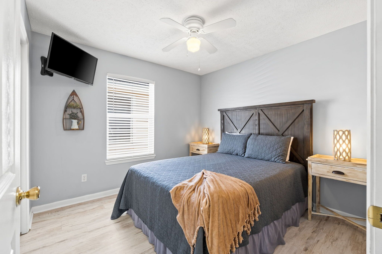 Bedroom 3, Poolside Cabana by Book That Condo, Bay