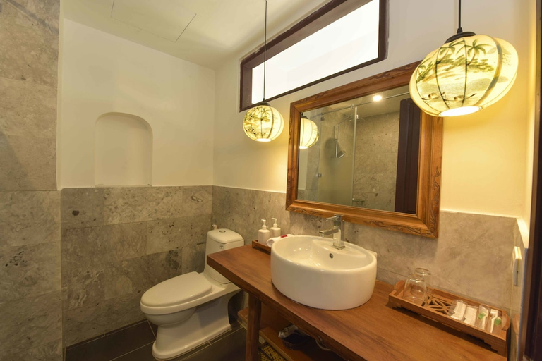 Bathroom 2, An Bang Beach Side Boutique Homes & Villa, Da Nang