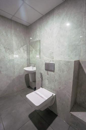 Bathroom 3, Hotel S J Pride, Khordha