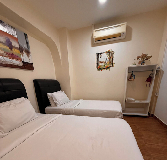 Bedroom 2, The Backpackers Hut @ Jonker Melaka, Malacca City