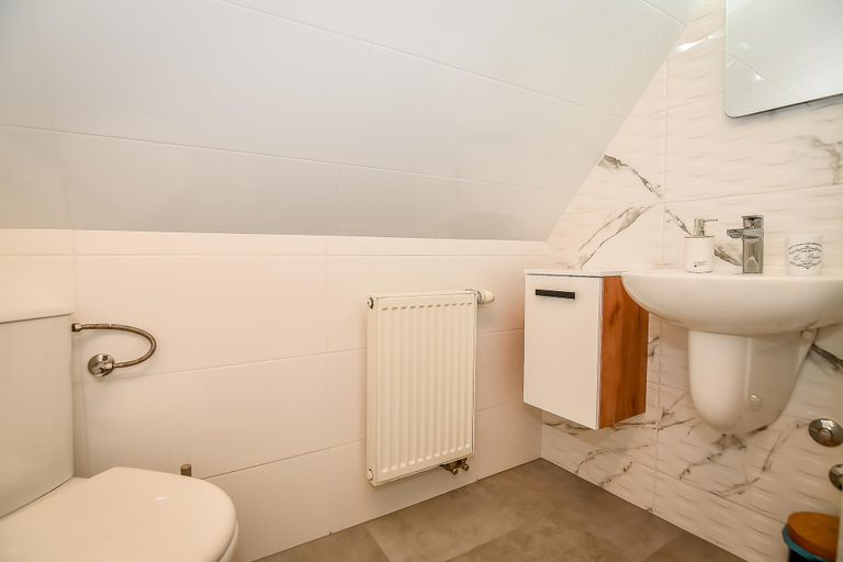 Bathroom 3, Tatrzanska Kotwica, Tatra