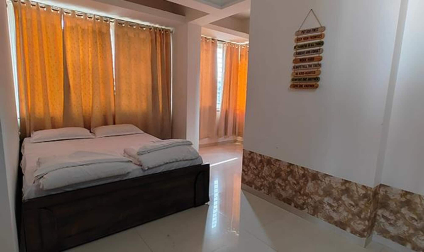 Room 2, Fabhotel Ekab Hospitality, Pune