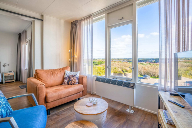 Living room 2, 2 Person Apartment With Island View, Texel