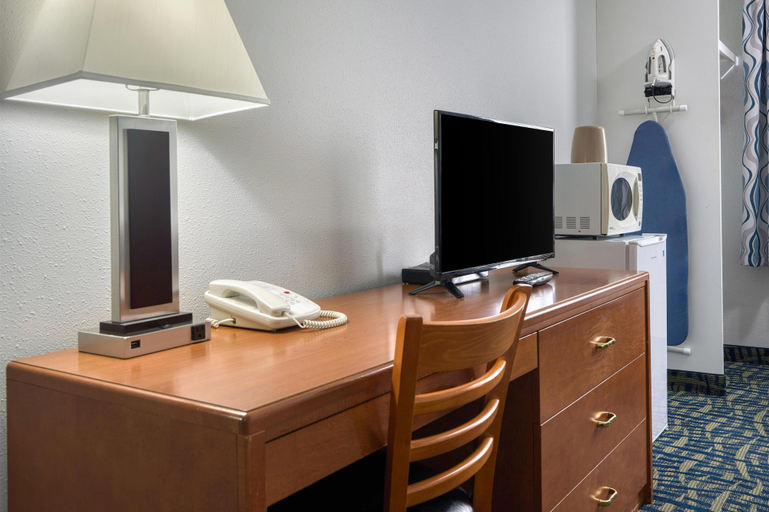 Others 5, SureStay Plus Hotel by Best Western Lethbridge, Division No. 2