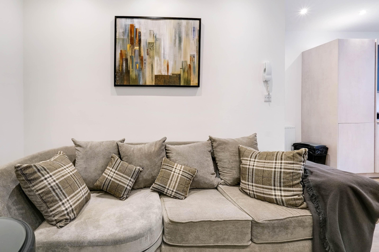 Living area 3, West Hendon Apt with Parking 03, London