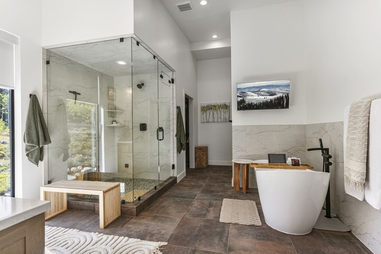 Bathroom 4, 9005A - Luxury Four Bedroom 4 Home, Salt Lake