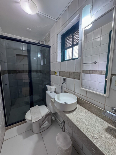 Bathroom 4, Estalagem do Porto, Arraial do Cabo