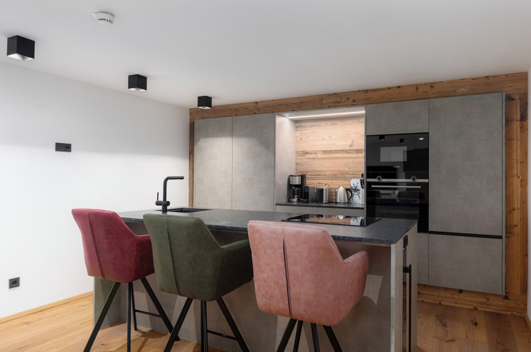 Private kitchen 2, Bergresort Berwanger Hof by ALPS RESORTS, Reutte