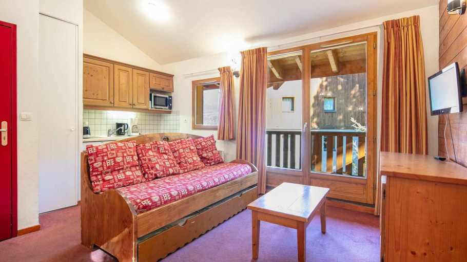 Living room 5, C. Ramoure A Ndeg205 - 2P6, Savoie
