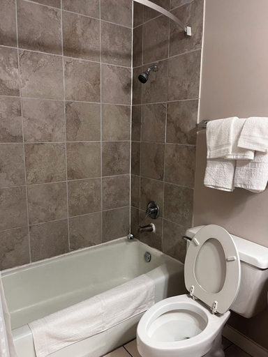 Bathroom 5, Apm Inn & Suites, Berkeley