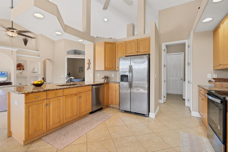 Private kitchen 2, Cape Coral 4 Bedroom Private Pool Home 4 Home, Lee