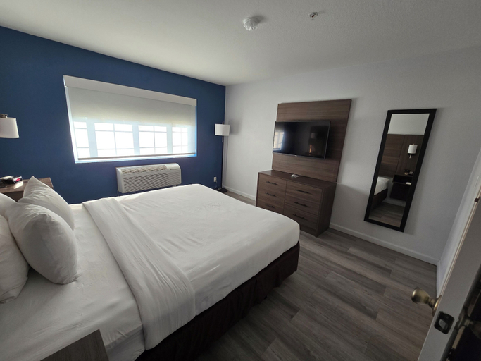 Bedroom 3, Quality Inn & Suites Tulare, Tulare