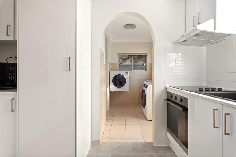 Private kitchen 3, Stylish 2-bed House in Leichhardt, Sydney