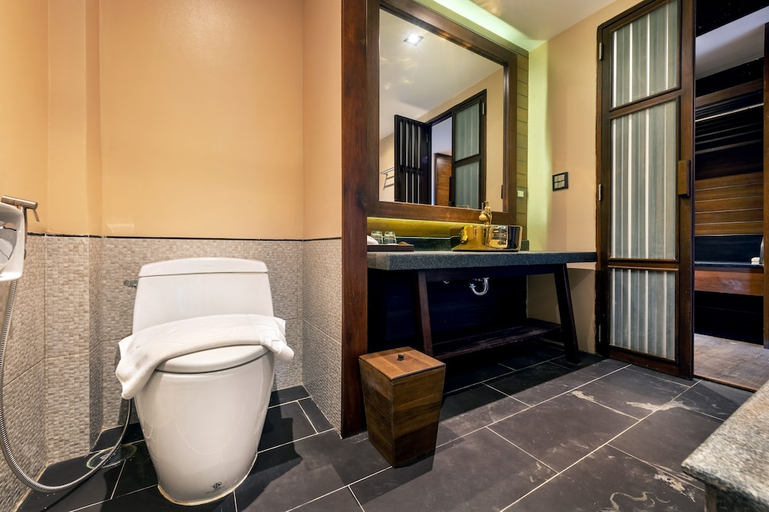 Bathroom 4, Nirvana Beach Resort, Koh Lanta, Ko Lanta