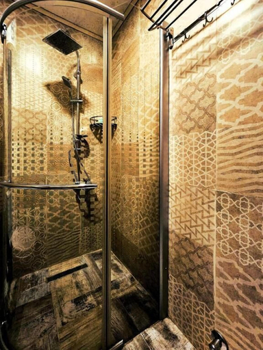 Bathroom 5, Ashtal Beach Hotel, Batumi