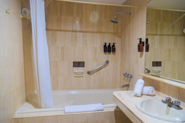 Bathroom 4, Naia Apart Hotel Miraflores, Lima